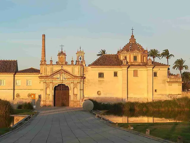 La Cartuja: Vanguardia y Tradición en la Bienal de Flamenco