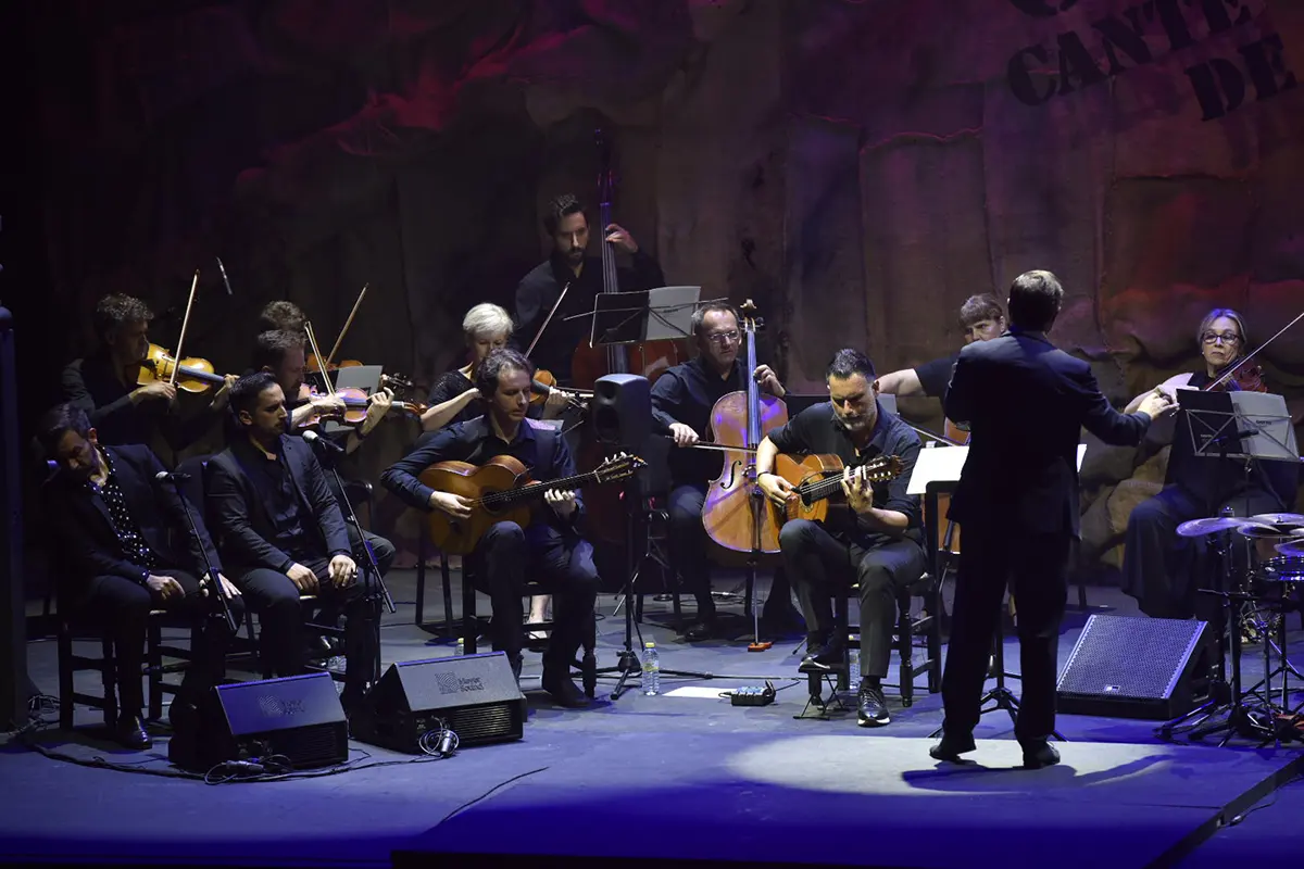 Carlos Piñana y la Orquesta Sinfónica unen sus músicas en torno al flamenco