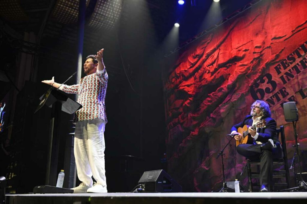 Miguel Poveda - Pregón en el Cante de las Minas