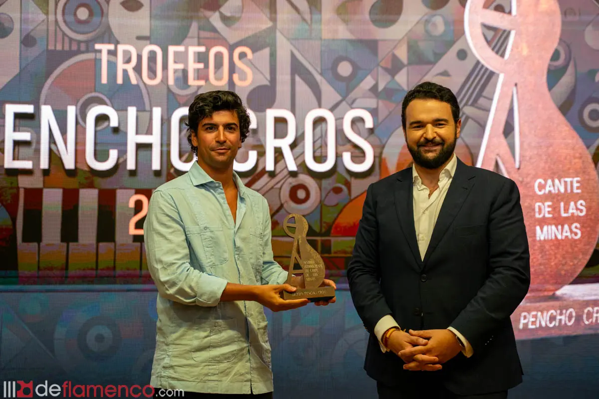 La Bienal de Flamenco de Sevilla es reconocida con el premio ‘Pencho Cros’ por el Festival Cante de las Minas